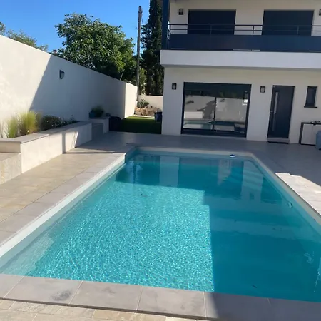Villa Belle Avec Grande Piscine *